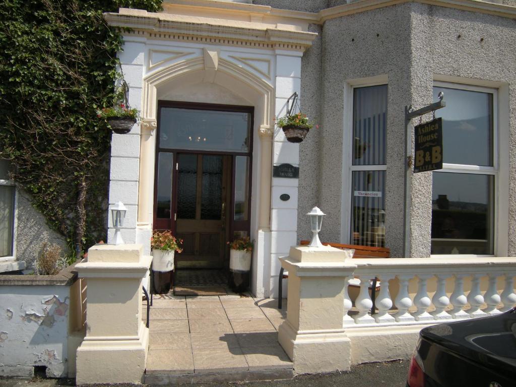 Ashlea House Hotel Portrush Exterior photo