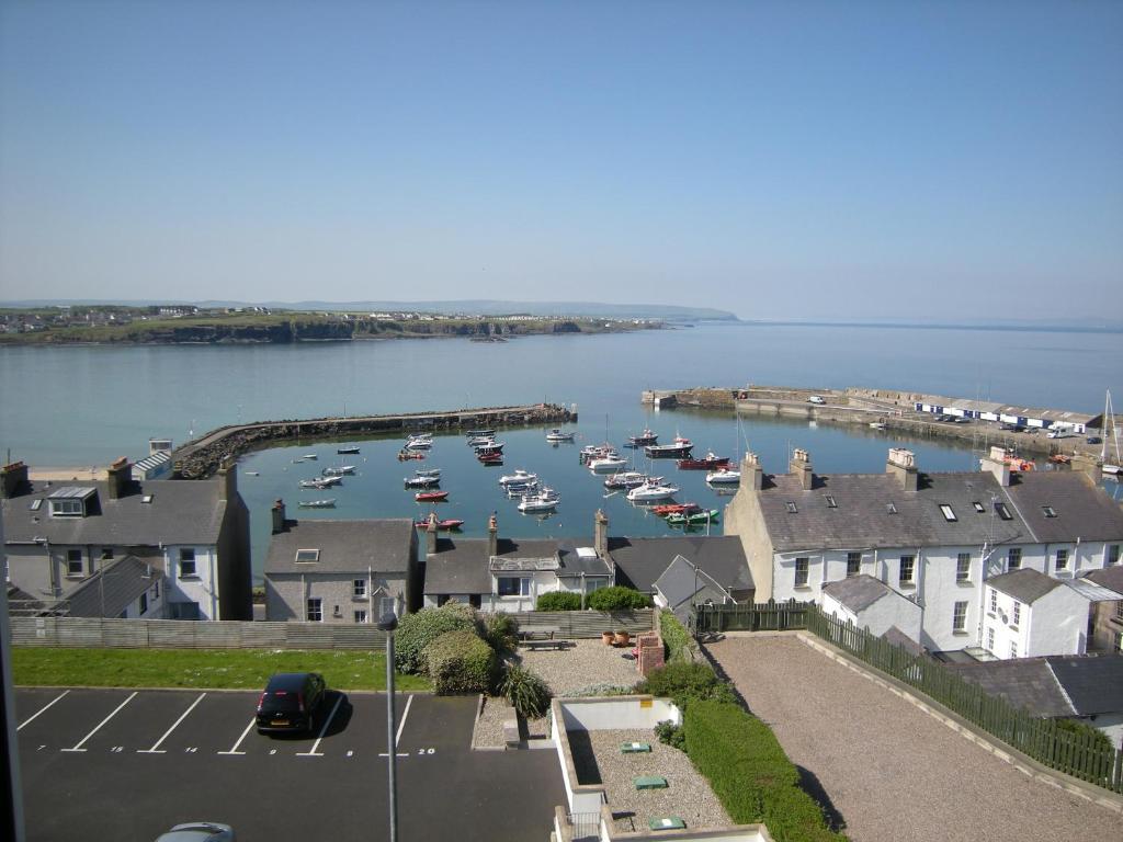 Ashlea House Hotel Portrush Exterior photo