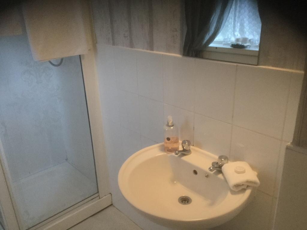 Ashlea House Hotel Portrush Room photo